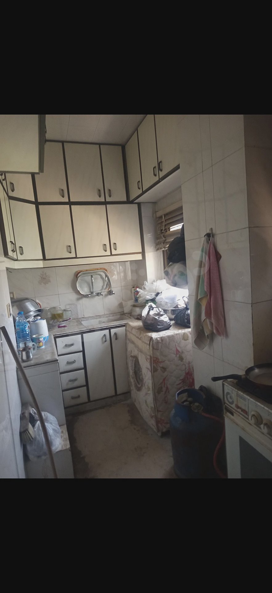للبيع شقة في المزة جبل – متصلة أول نسق
