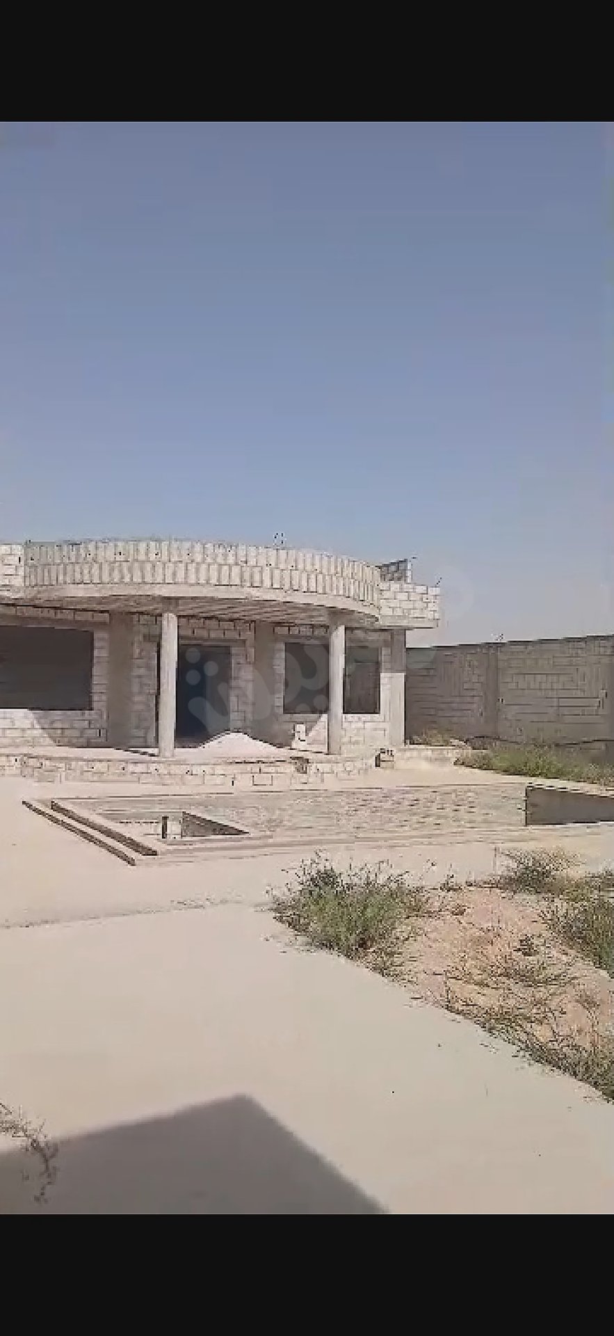 للبيع ٣ ڤلا ضمن مجمع طريق مطار دمشق ج ٥ حتيتا تركمان شارع المنتزهة