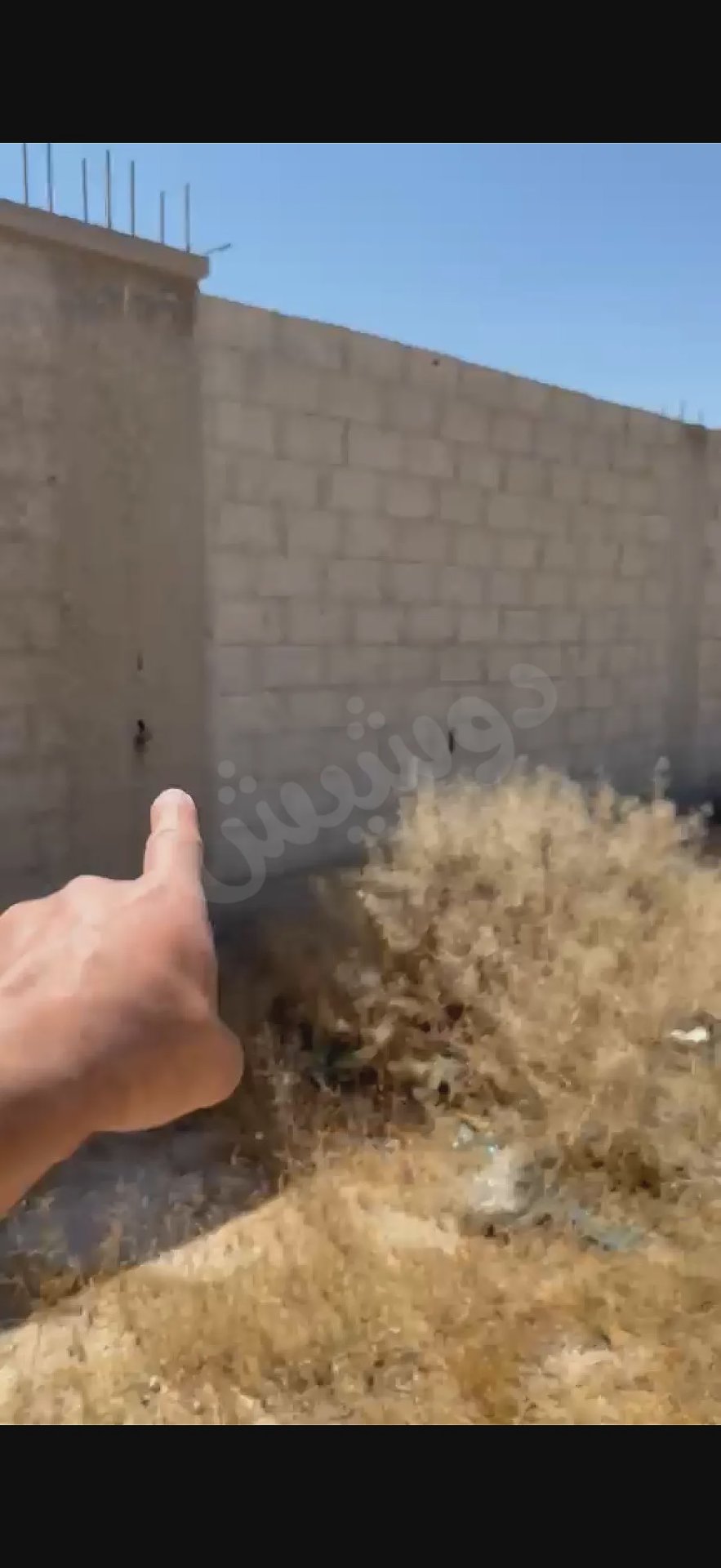 للبيع دنمين ارض طريق لمطار غزلانية طابو مسورين مخدمين سعر دنم50الف
