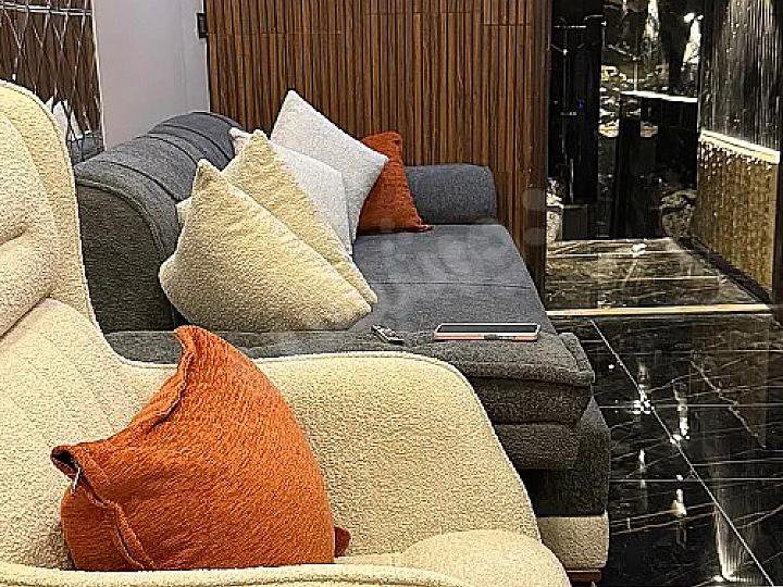 استوديو فندقي فاخر للايجار في جديدة عرطوز بتصميم مودرن وإطلالة عصرية